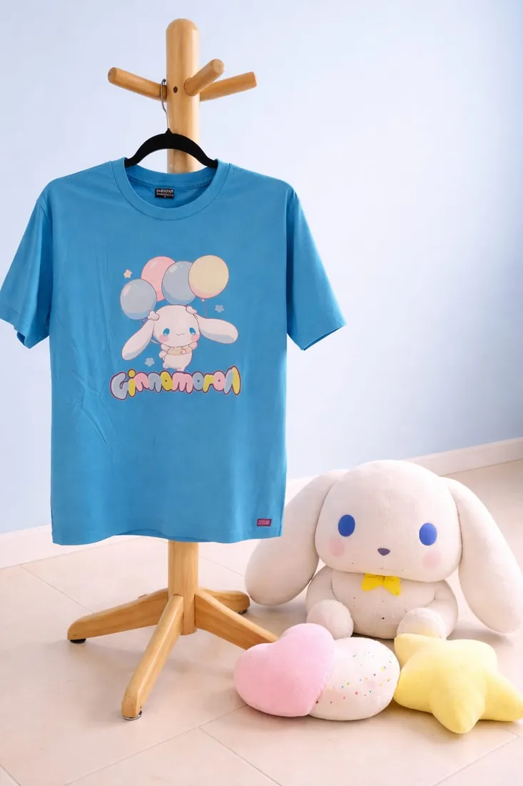Camiseta Azul Cinnamoroll Baloes