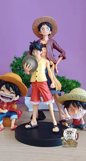 Trio de Estatuetas Monkey D. Luffy